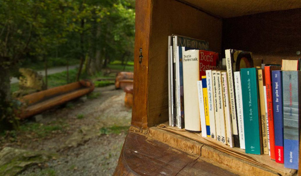 Bücherregal Tübingen